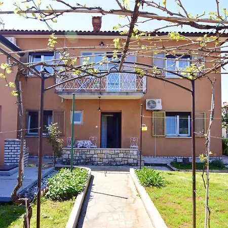 Alex 3 By Interhome *